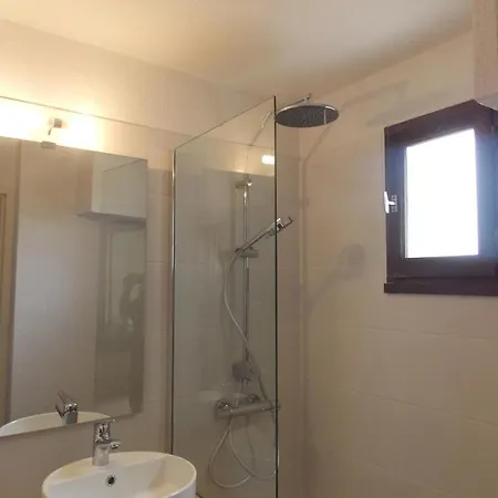 Nice Apt With Balcony On The Seafront *